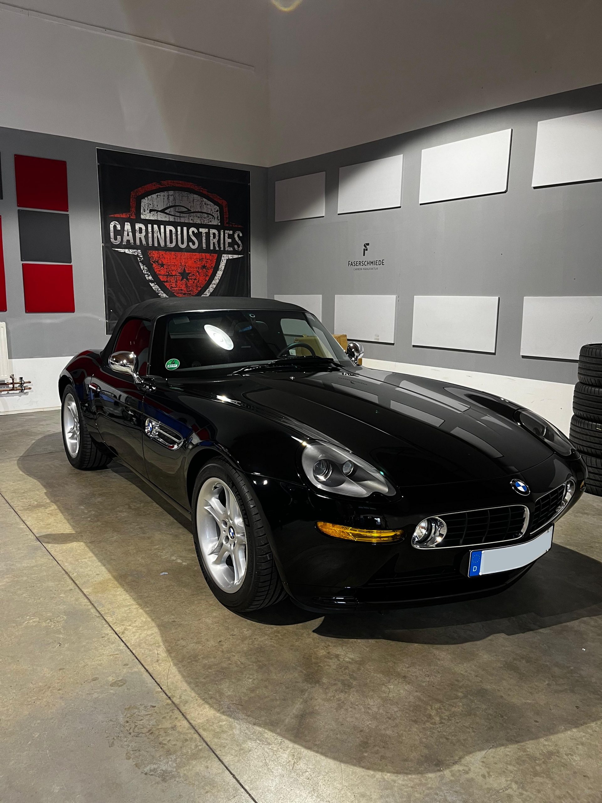 Aufbereiteter BMW Z8 – Beispiel für sorgfältige Lack- und Detailarbeit