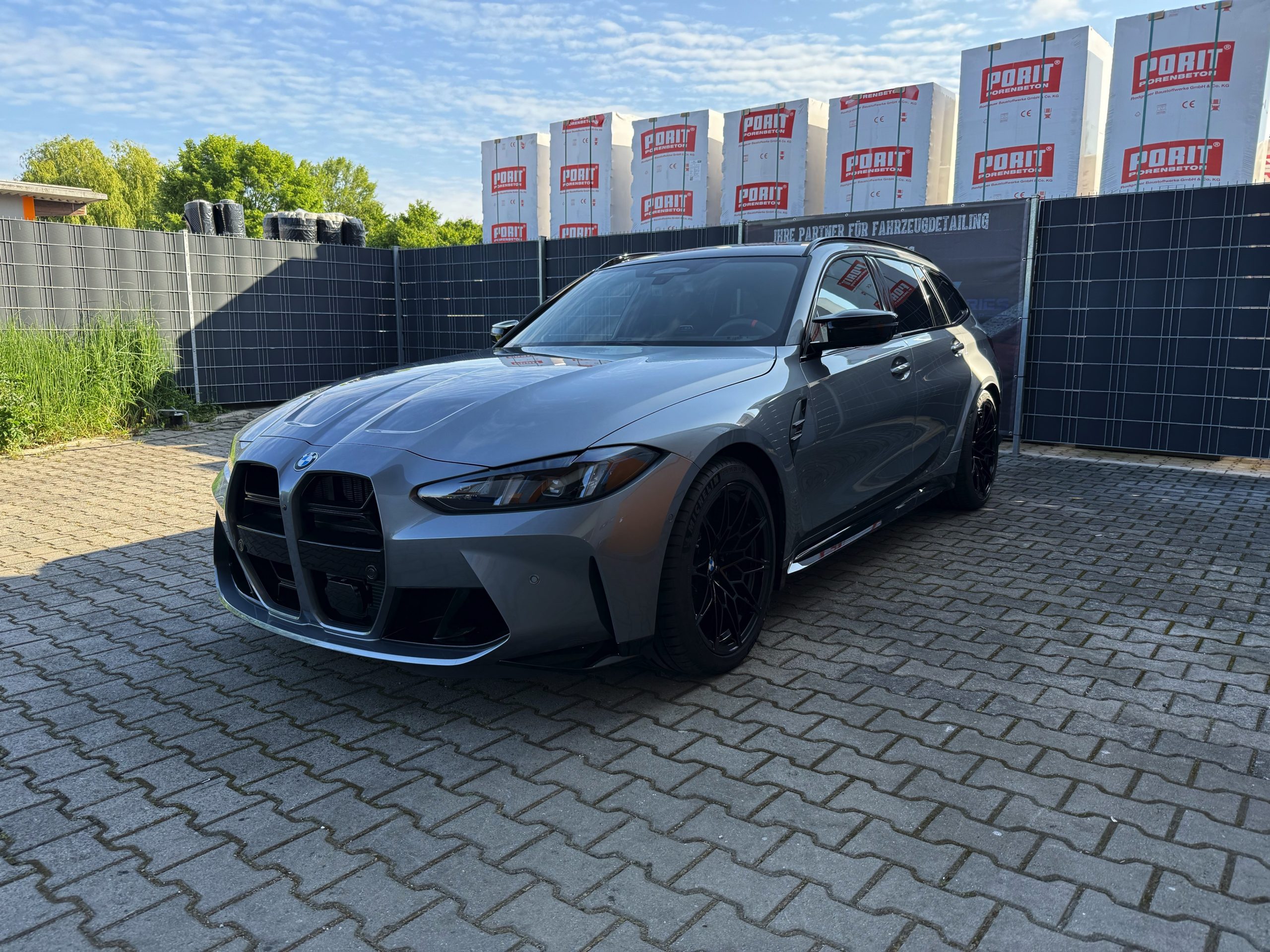 BMW M3 Touring mit Lackschutz- und Steinschlagschutzfolie von XPEL und SunTek