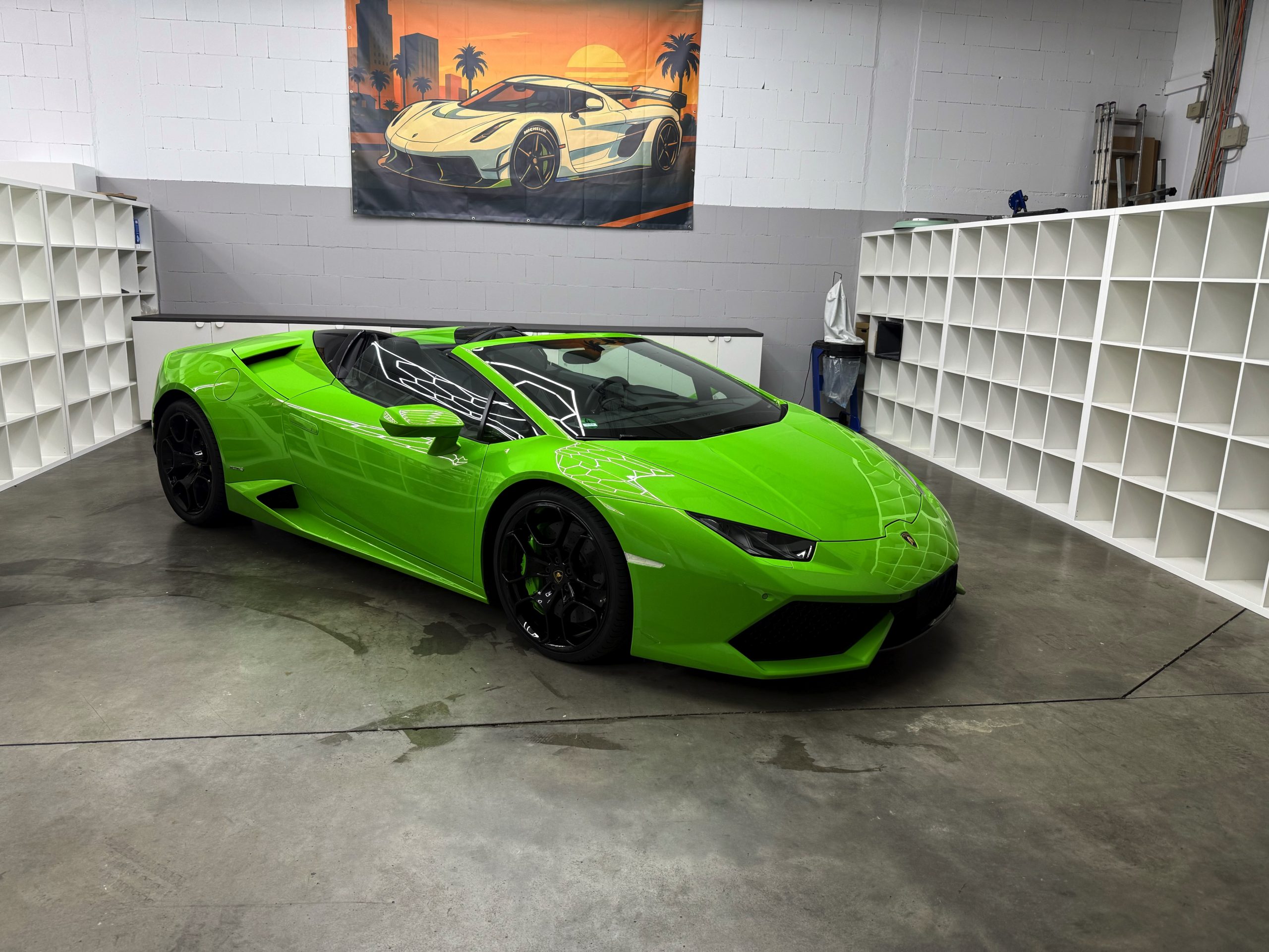 Lamborghini mit individueller Folierung bei WrapIndustries