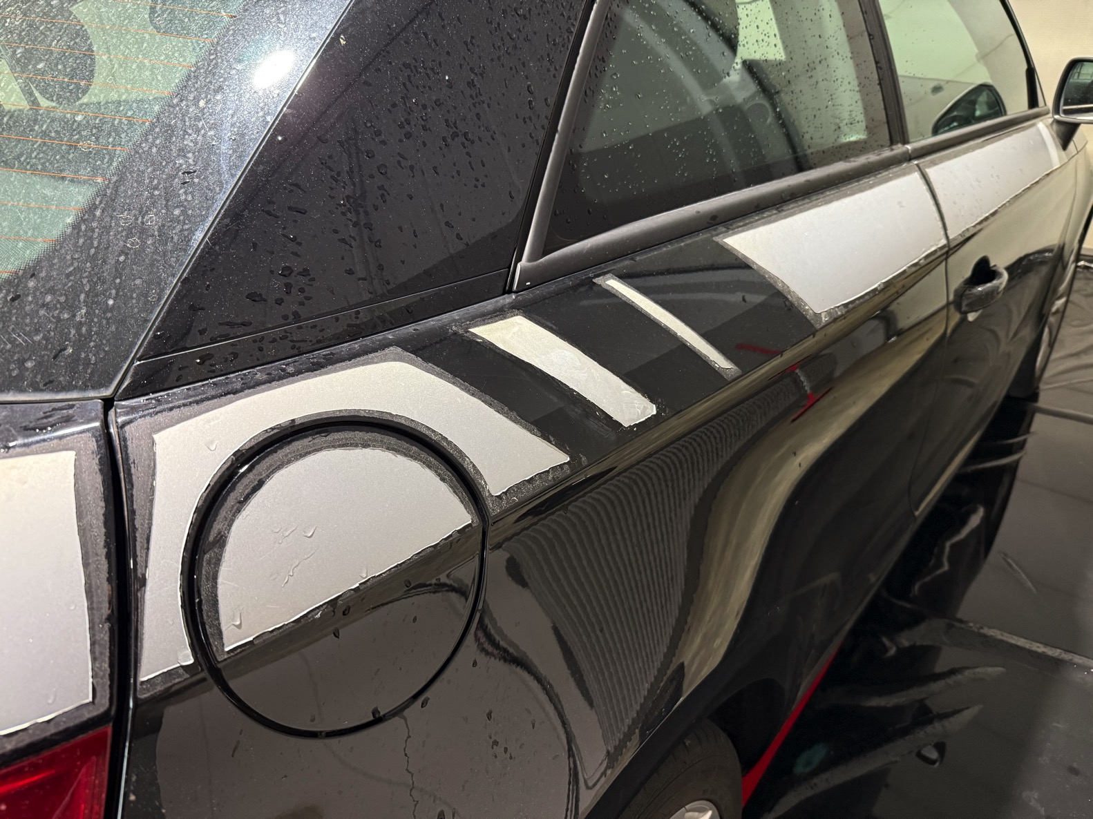 Audi A1 – Streifenfolie nach 12 Jahren (Vorher, Bild 2)