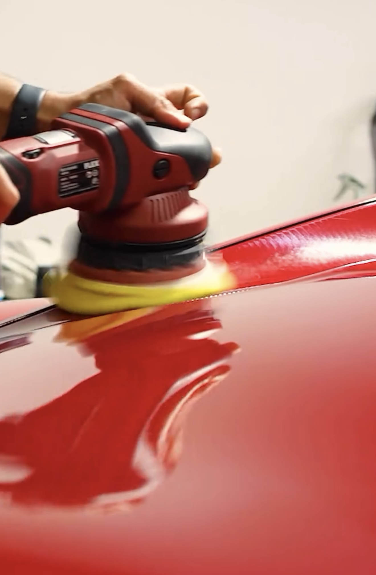 Fahrzeug polieren – Beitragsbild